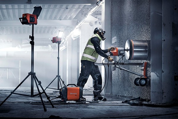 Akkutyövalo WL 8i 36V Husqvarna 970584901