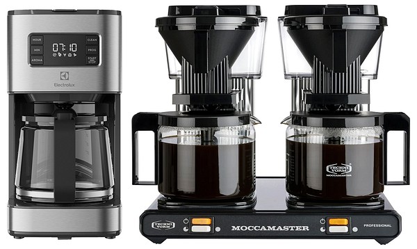 Coffee makers with automatic drip stop  