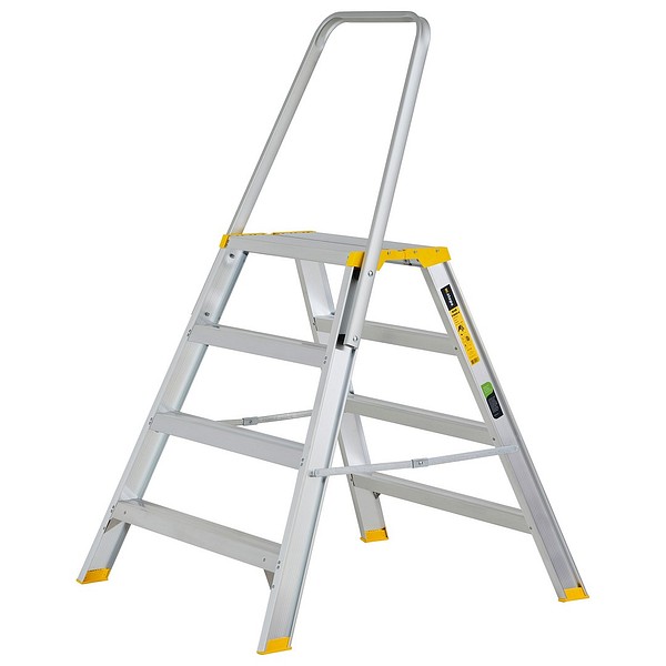 Työpukki 3500R 4-ask turvakaarella W.Steps 721447