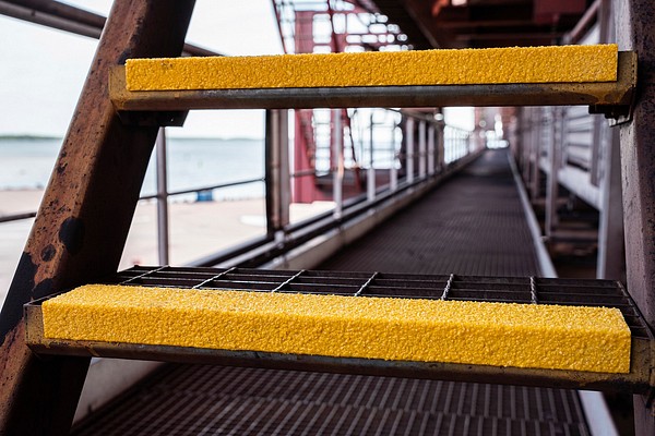 Anti-Slip Trappnoslist 2,4m Safestep SN-Y100-HD24