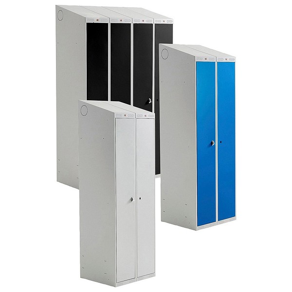 Garderober sluttande tak 300 mm dörr  